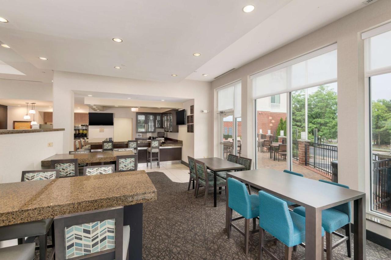 Hilton Garden Inn Silver Spring White Oak Zewnętrze zdjęcie