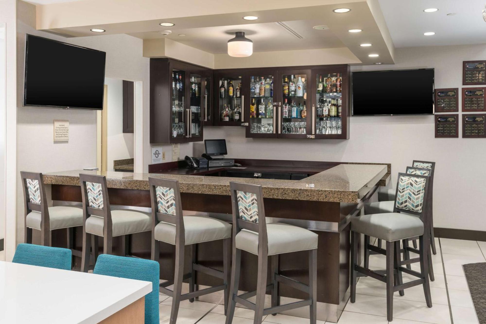 Hilton Garden Inn Silver Spring White Oak Zewnętrze zdjęcie