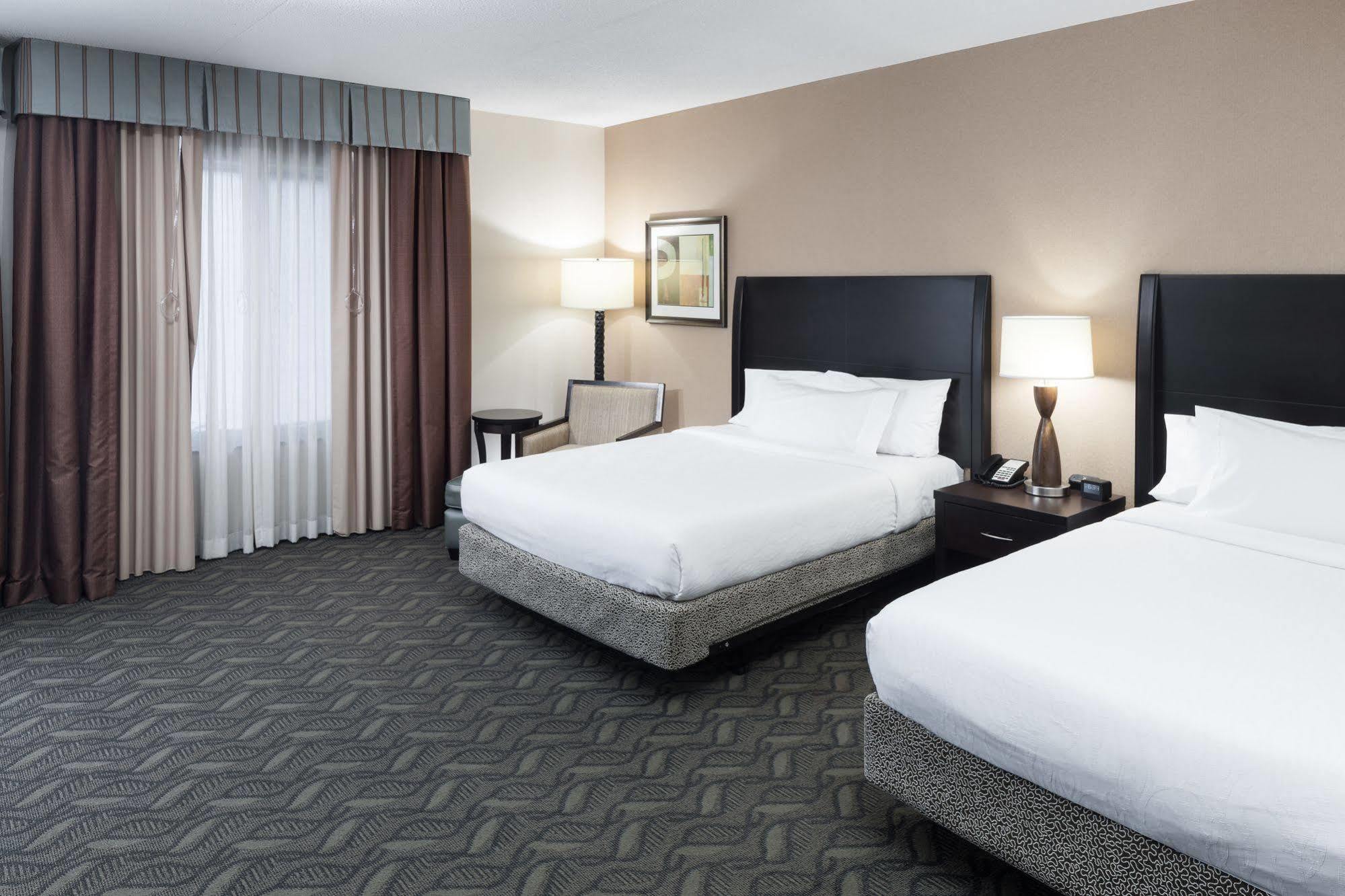 Hilton Garden Inn Silver Spring White Oak Zewnętrze zdjęcie